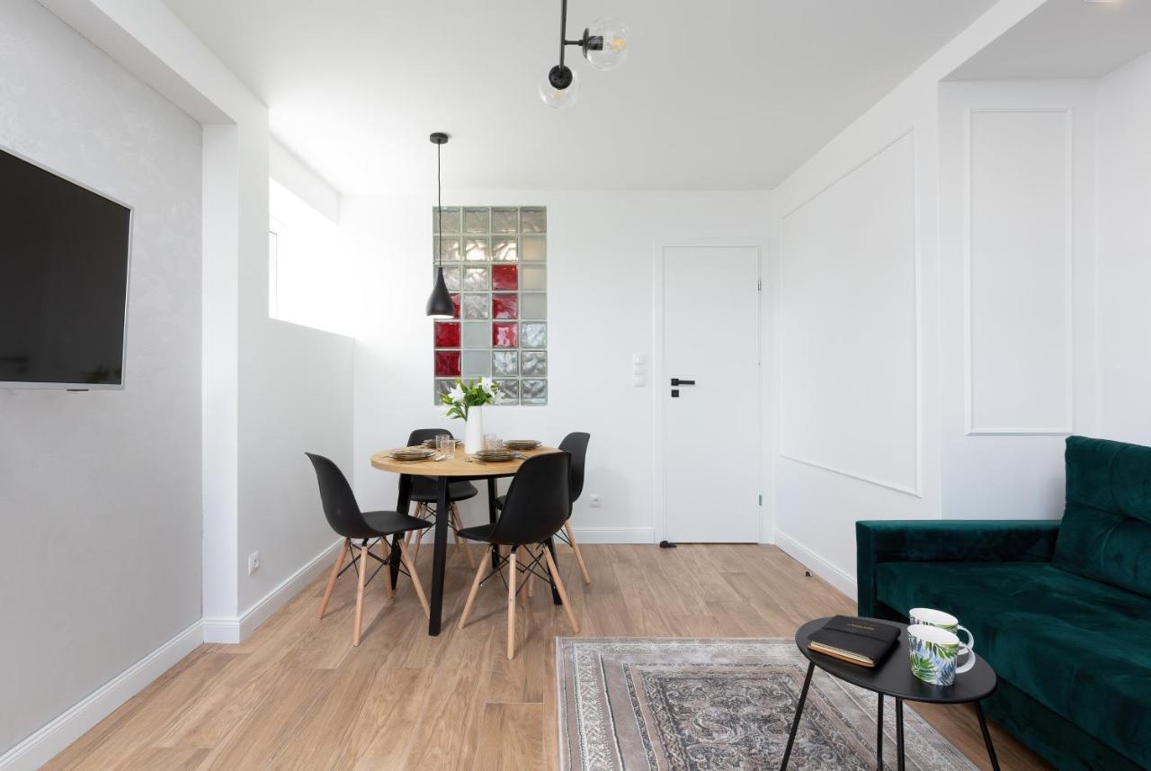 Metro Marymont Apartment By Noclegi Renters Varšava Exteriér fotografie